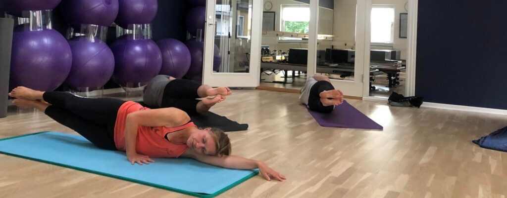 Udforsk yoga hos TROMBORG pilates- og yogastudio centralt i Silkeborg og opnå indre ro og balance.
