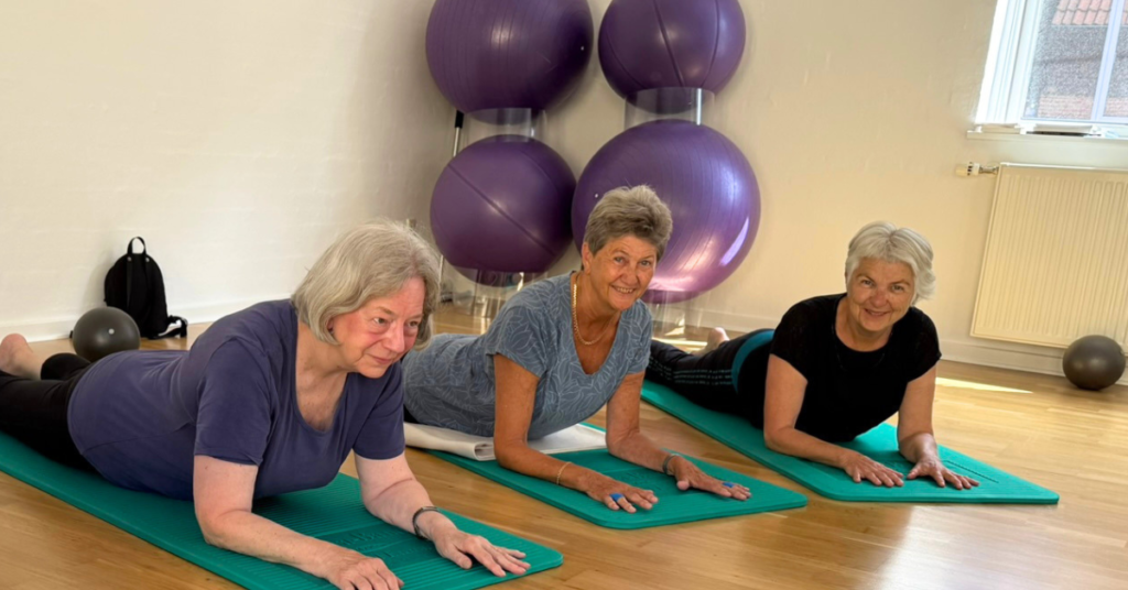Pilates yoga træning for seniorer i Silkeborg